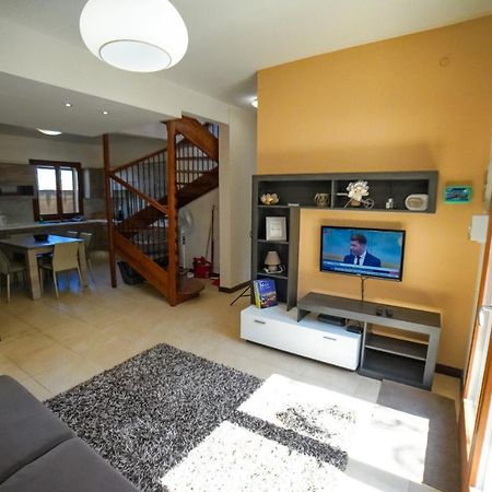 Getawaynpetto Private Duplex Maisonette With Jacuzzi Hot Tub Mgarr Luaran gambar