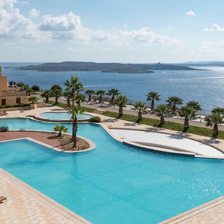 Getawaynpetto Private Duplex Maisonette With Jacuzzi Hot Tub Mgarr Luaran gambar