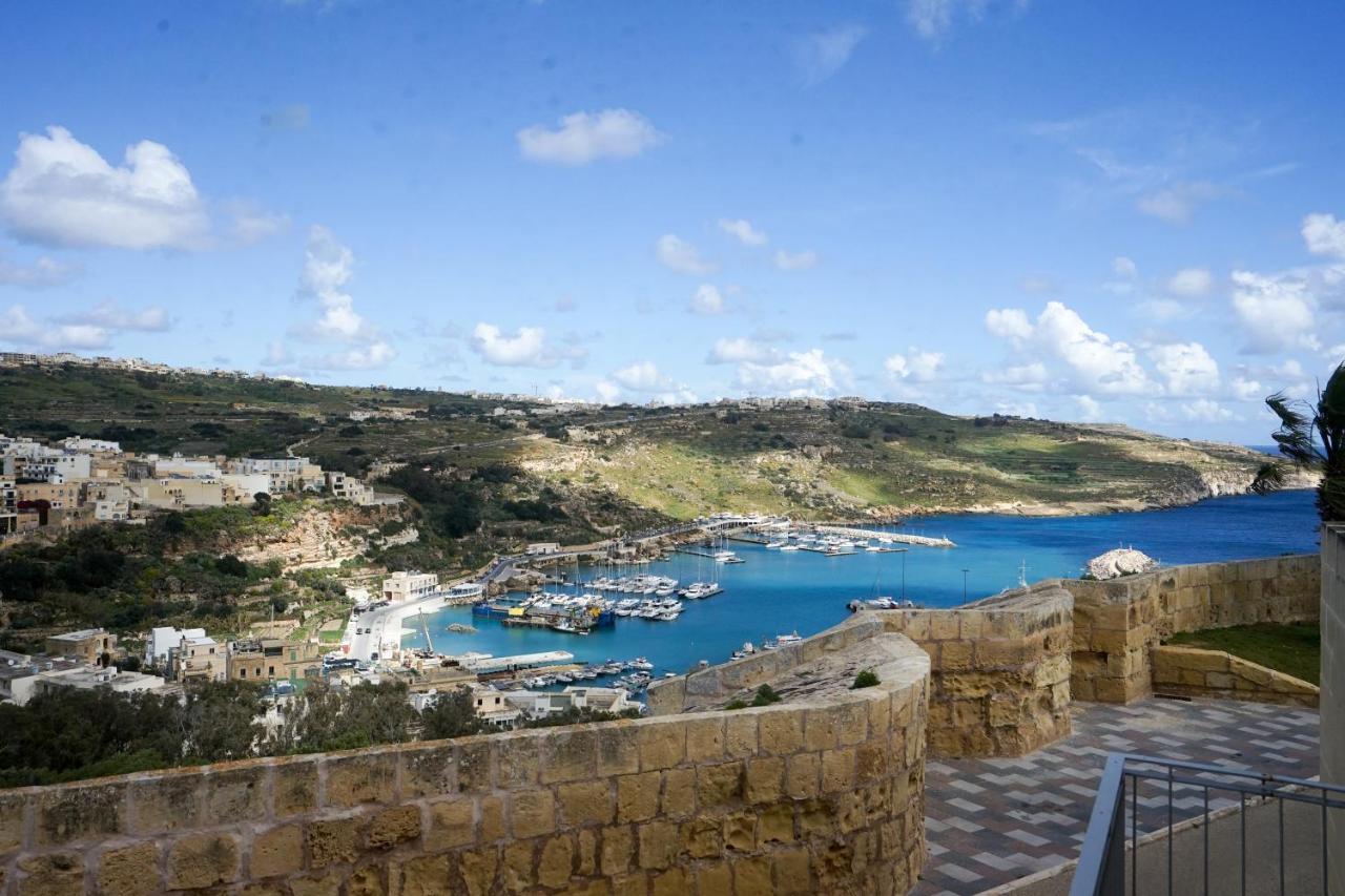 Getawaynpetto Private Duplex Maisonette With Jacuzzi Hot Tub Mgarr Luaran gambar