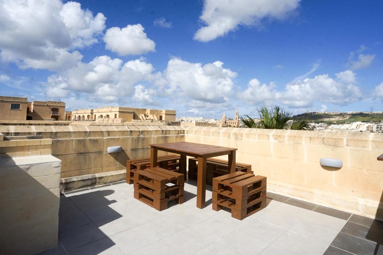 Getawaynpetto Private Duplex Maisonette With Jacuzzi Hot Tub Mgarr Luaran gambar